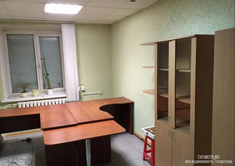 Коммерческая / Аренда / Офисы, Казань, Абсалямова улица, 60 000 Коммерческая недвижимость под офис, салон, магазин, хостел. Имеется ремонт и офисная мебель. 5 мин от метро , магазин... - 3