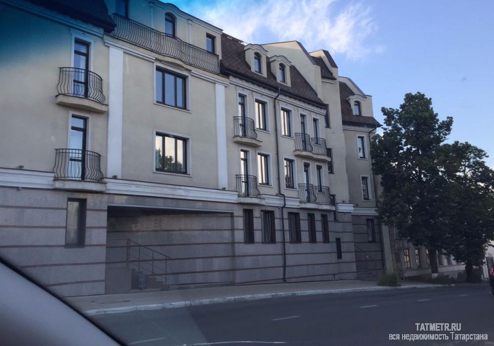 Коммерческая / Аренда / Офисы, Казань, Галиаскара Камала улица, 375 000 Прилагается видео и планировка. В центре города, между улицами Лево-Булачная и Московская, сдается помещение на 1 ом... - 1
