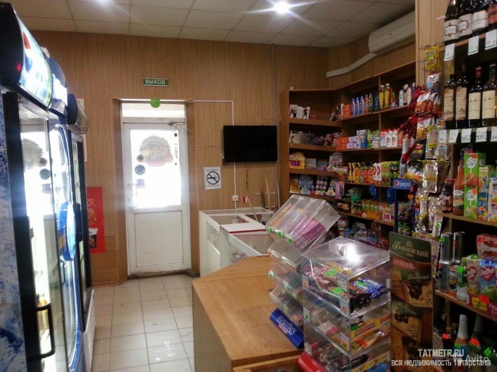 Коммерческая / Аренда / Торговые помещения, Казань, Копылова улица, 54 000 Сдаётся помещение в аренду 79.6 кв.м. на первой линии по Копылова. Рядом метро Авиастроительная. Парковка возле... - 2