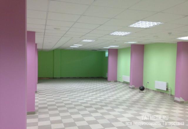 Коммерческая / Продажа / Торговые помещения, Казань, Максимова улица, 9 500 000 Продам помещение свободного назначения. Цоколь с окнами. Сделан качественный ремонт. Пожарная сигнализация....