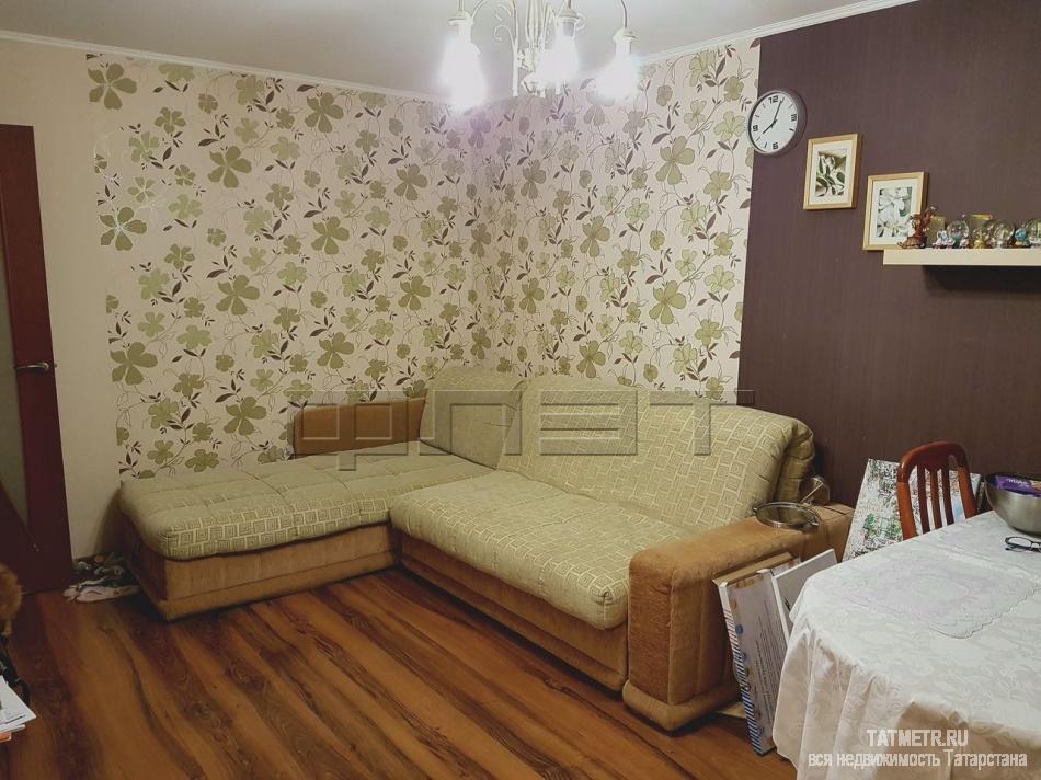 Продажа / Квартиры, Казань, Курчатова улица, 3 200 000 Советский район, ул.Курчатова,д.6 .Качественный ремонт, полы ламинат, с/узел в кафеле. Окна из цельного массива... - 1