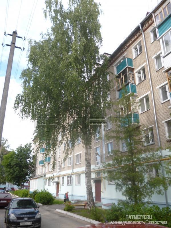 Продажа / Квартиры, Зеленодольск, Космонавтов улица, 1 280 000 Зеленодольск, город, ул. Космонавтов, д.5. Продается двухкомнатная хрущевка на пятом этаже пятиэтажного дома. Балкон... - 5