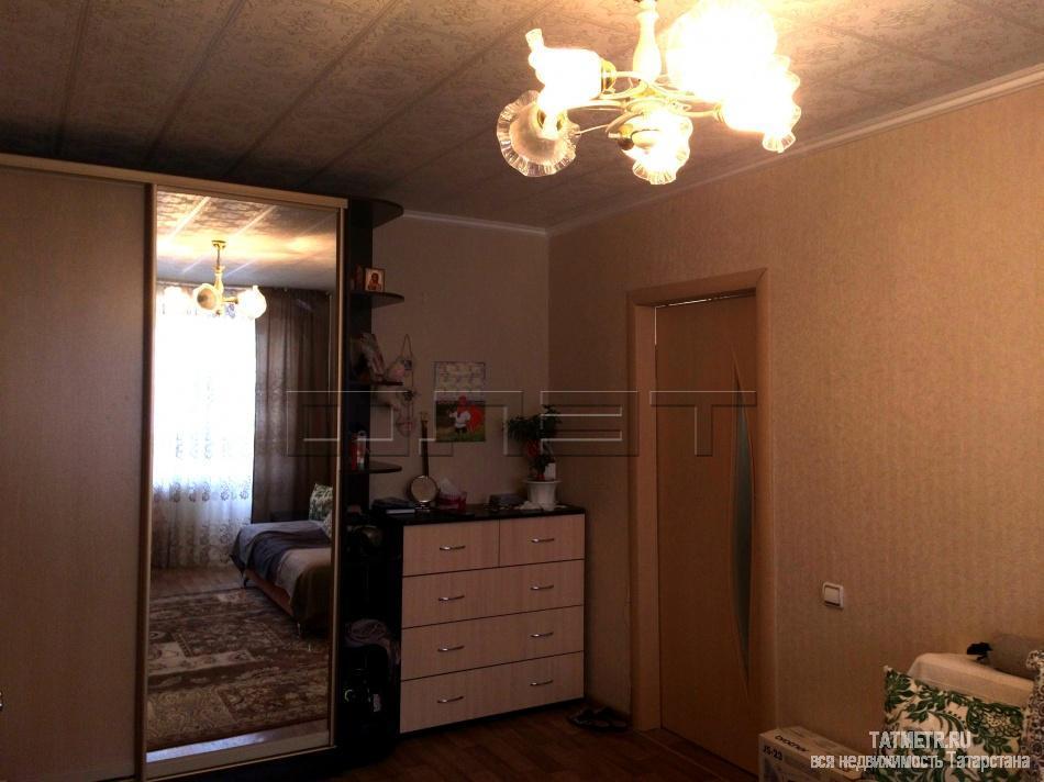 Продажа / Квартиры, Казань, Парковая улица, 2 150 000 Советский район Паркова 21 (пос. Дербышки). Светлая квартира в кирпичном доме, расположена на втором этаже.... - 2