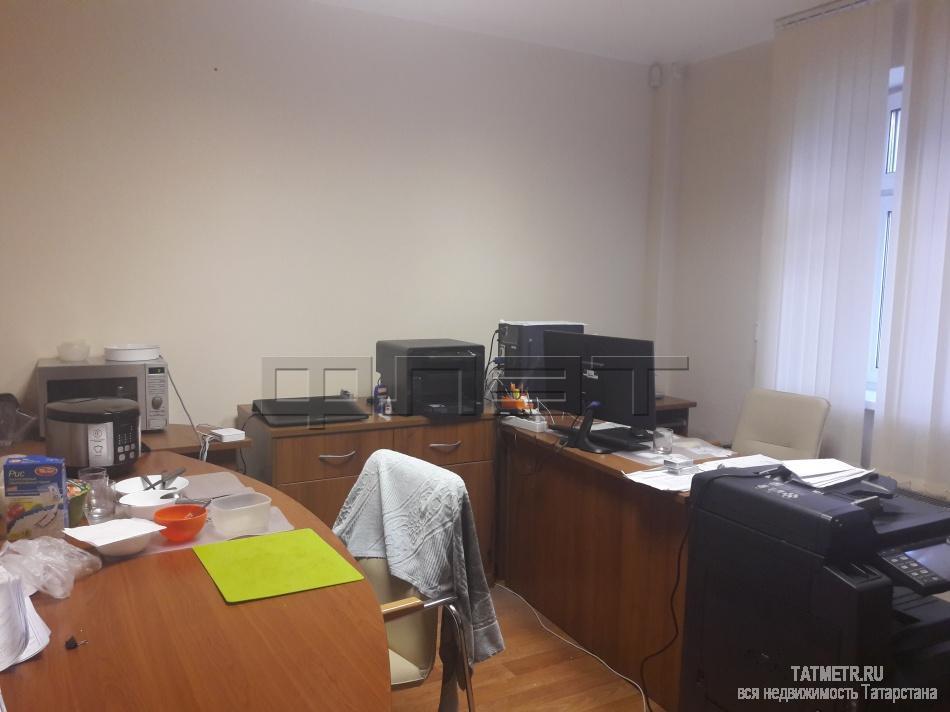 Продажа / Квартиры, Казань, Дубравная улица, 2 590 000 Продается однокомнатная квартира в кирпичном доме, с улучшенной планировкой. 40 кв.м. общая, просторная кухня 11... - 1