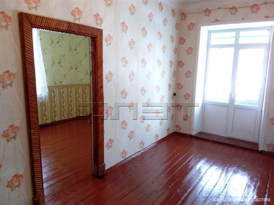 Продажа / Квартиры, Зеленодольск, Татарстан улица, 1 190 000 Зеленодольск, город, ул. Татарстан, д.22. В центре города продается хорошая 2-комнатная квартира. Пластиковы окна,...