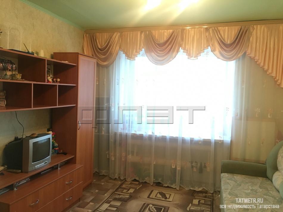Продажа / Комнаты, Казань, Ново-Азинская улица, 990 000 Продаю комнату на 1 (высоком) этаже 5 этажного кирпичного общежития по ул. Ново-Азинская д.47. При входе - консьерж,... - 2