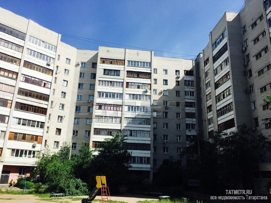 Продажа / Квартиры, Казань, Братьев Касимовых улица, 3 300 000 Выставлена на продажу хорошая 2-х комнатная квартира. Дом постройки 2000 года, кирпичный. Двор благоустроенный, с... - 9