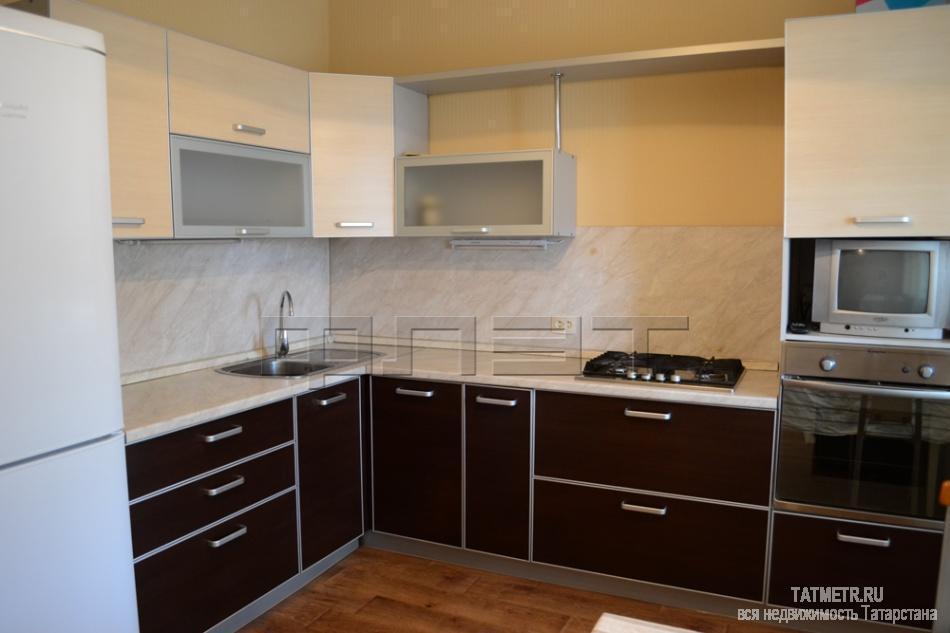 Продажа / Квартиры, Казань, Габдуллы Кариева улица, 3 900 000 Кариева,д.5, 1-комнатная улучшенка, 8/10 кирпичного дома 49/15/13 кв.м. Светлая, уютная, очень теплая квартира с... - 2