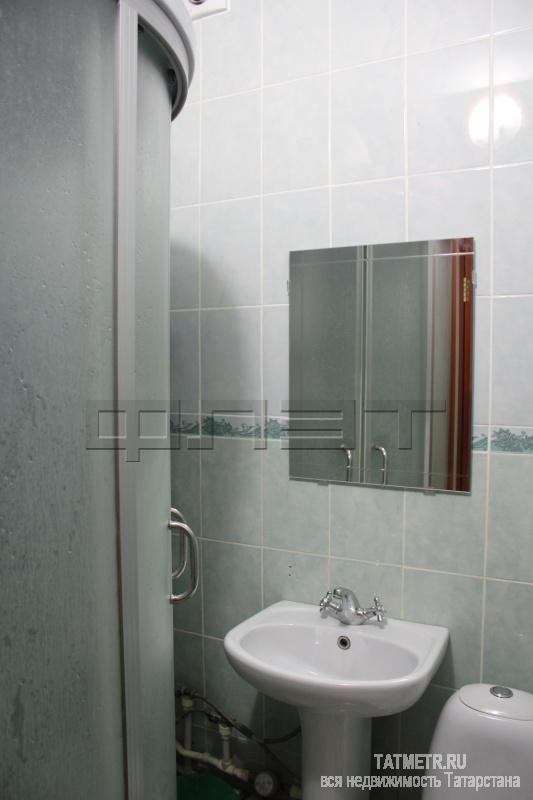 Продаю 1комнатную квартиру в кирпичном доме по адресу Пр. Победы, 41. Площадь 30/18/6 кв.м. Светлая, уютная, очень... - 11