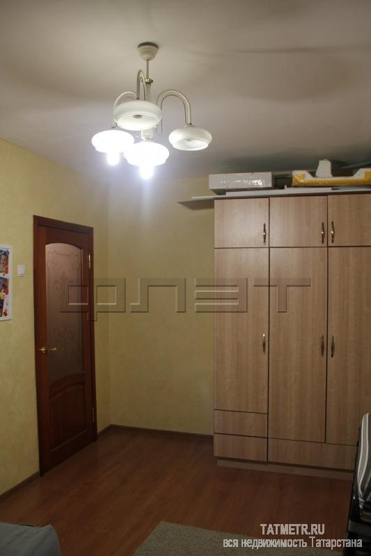 Продаю 1комнатную квартиру в кирпичном доме по адресу Пр. Победы, 41. Площадь 30/18/6 кв.м. Светлая, уютная, очень... - 2