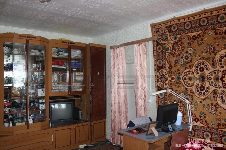 Продажа / Комнаты, Казань, Промысловая улица, 1 280 000 Продается 2 комнаты в 4 комнатном блоке общежития. Комнаты светлые и уютные 12,0 и 21 кв.м, на стенах обои, полы-... - 2