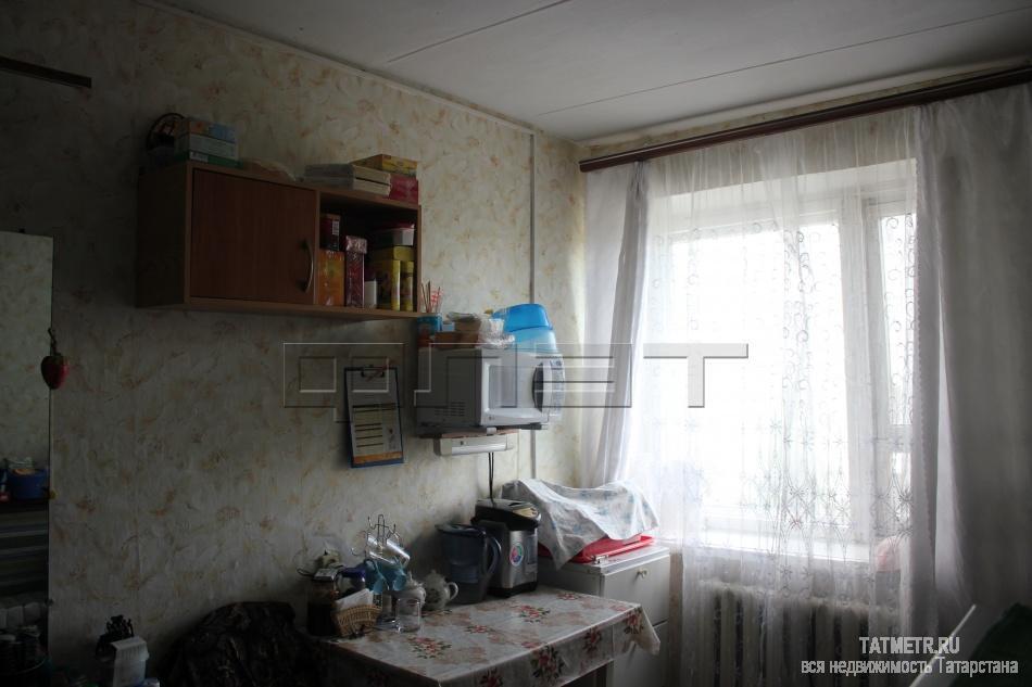 Продажа / Комнаты, Казань, Промысловая улица, 1 280 000 Продается 2 комнаты в 4 комнатном блоке общежития. Комнаты светлые и уютные 12,0 и 21 кв.м, на стенах обои, полы-... - 3