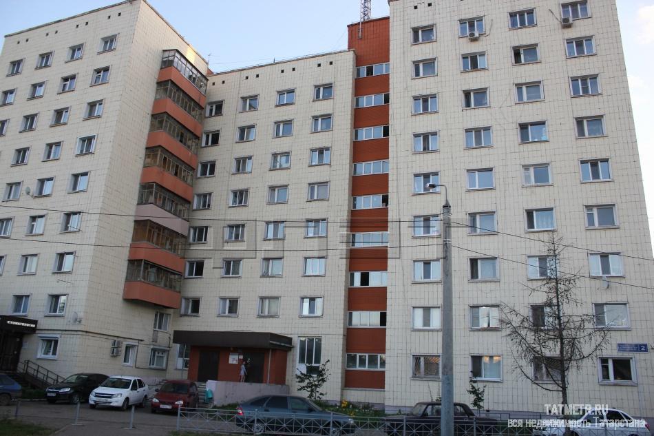 Продажа / Комнаты, Казань, Оренбургский тракт, 860 000 Продается просторная комната на 3/9 этажного кирпичного дома по адресу: г.Казань,ул. Оренбургский тракт,д.2. Площадь...
