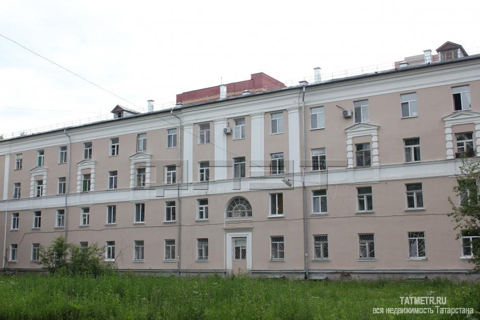 Продажа / Комнаты, Казань, Ботаническая улица, 970 000 Продается комната в центре города Казань! Жилая площадь - 19 кв.м. Большая светлая комната разделена на две части,... - 11