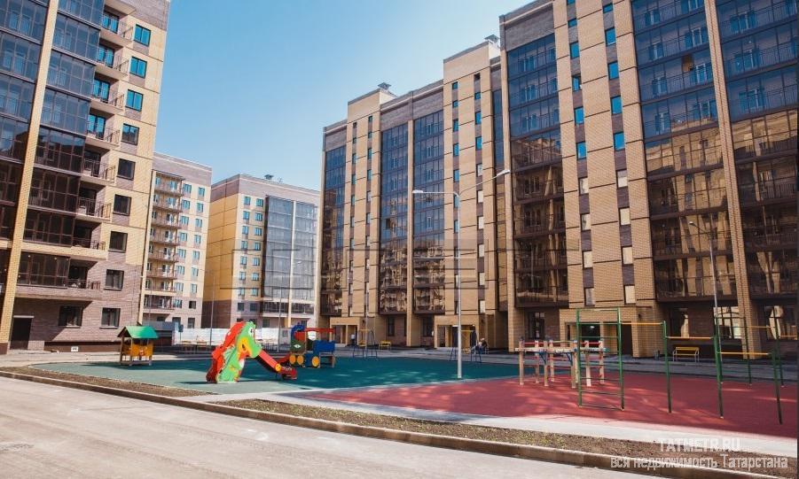 Продажа / Квартиры, Казань, Рауиса Гареева улица, 2 130 000 Продается однокомнатная квартира-студия площадью 29.70 кв.м. в ЖК 'Соловьиная роща' в Приволжском районе рядом с РКБ,... - 3