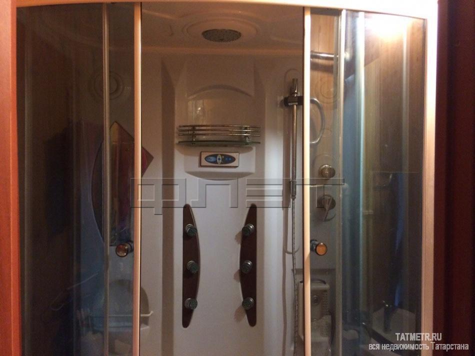 Продажа / Квартиры, Казань, Глазунова улица, 3 600 000 Продается просторная, светлая 3-комнатная квартира ул. Глазунова д.8 . 60/ /8 Кирпичный дом. Средний этаж. Недавно... - 6