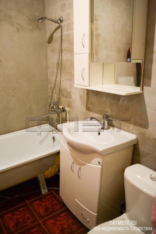 Продажа / Комнаты, Казань, Батыршина улица, 1 130 000 Московский район, ул. Батыршина,27. Продается комната площадью 18 кв.м, общая площадь 22 кв.м. На 2 этаже в... - 2