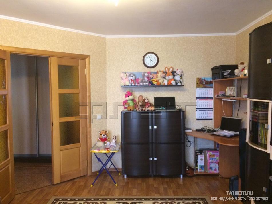Продажа / Квартиры, Казань, Чапаева улица, 4 600 000 Продается 2-комнатная квартира 60,9м2 с лоджией на 2 этаже 10-этажного кирпичного дома по ул.Чапаева14/7 (2008г.... - 2