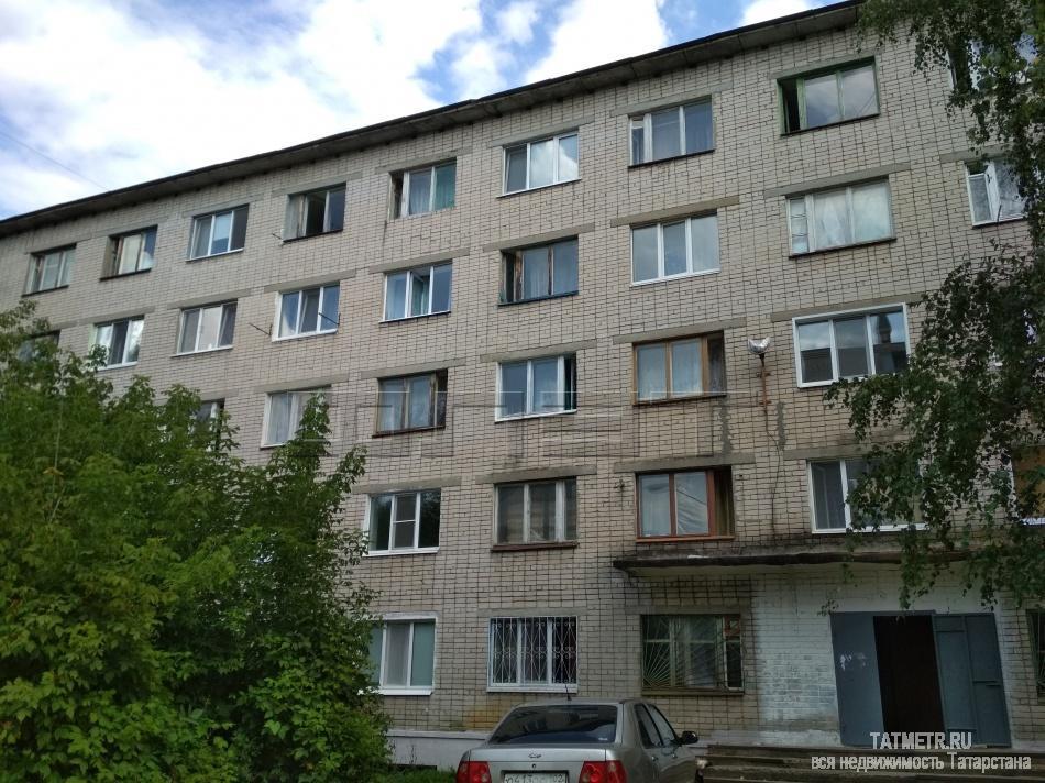Продажа / Квартиры, Зеленодольск, Тургенева улица, 500 000 Зеленодольск, город, ул. Тургенева, д.60. Большая уютная комната (19 кв.м.) на 3-м этаже в хорошем состоянии. Окна... - 5