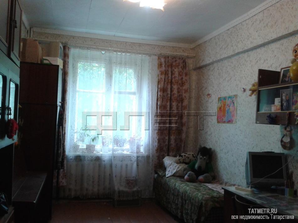 Продажа / Квартиры, Зеленодольск, Ленина улица, 2 200 000 г. Зеленодольск, р-н город, ул. Ленина, д.64. Продаю 3-комнатную «сталинку» в самом центре города. Квартира светлая и... - 4