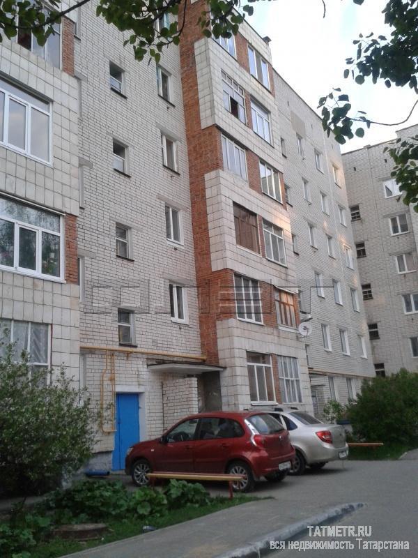 Продажа / Квартиры, Зеленодольск, Комарова улица, 2 350 000 г. Зеленодольск, р-н Мирный, ул. Комарова, д.22. Продается просторная и светлая 3-комнатная «ленинградка» в кирпичном... - 10