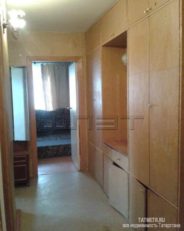 Продажа / Квартиры, Зеленодольск, Комарова улица, 2 350 000 г. Зеленодольск, р-н Мирный, ул. Комарова, д.22. Продается просторная и светлая 3-комнатная «ленинградка» в кирпичном... - 6