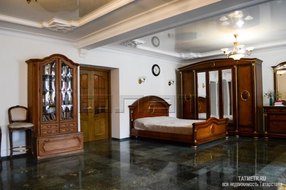 Продажа / Квартиры, Казань, Галиаскара Камала улица, 13 500 000 Вахитовский район, ул. Г.Камала, д. 49. Рядом с театром им. Галиаскара Камала, в новом кирпичном доме продается 4...