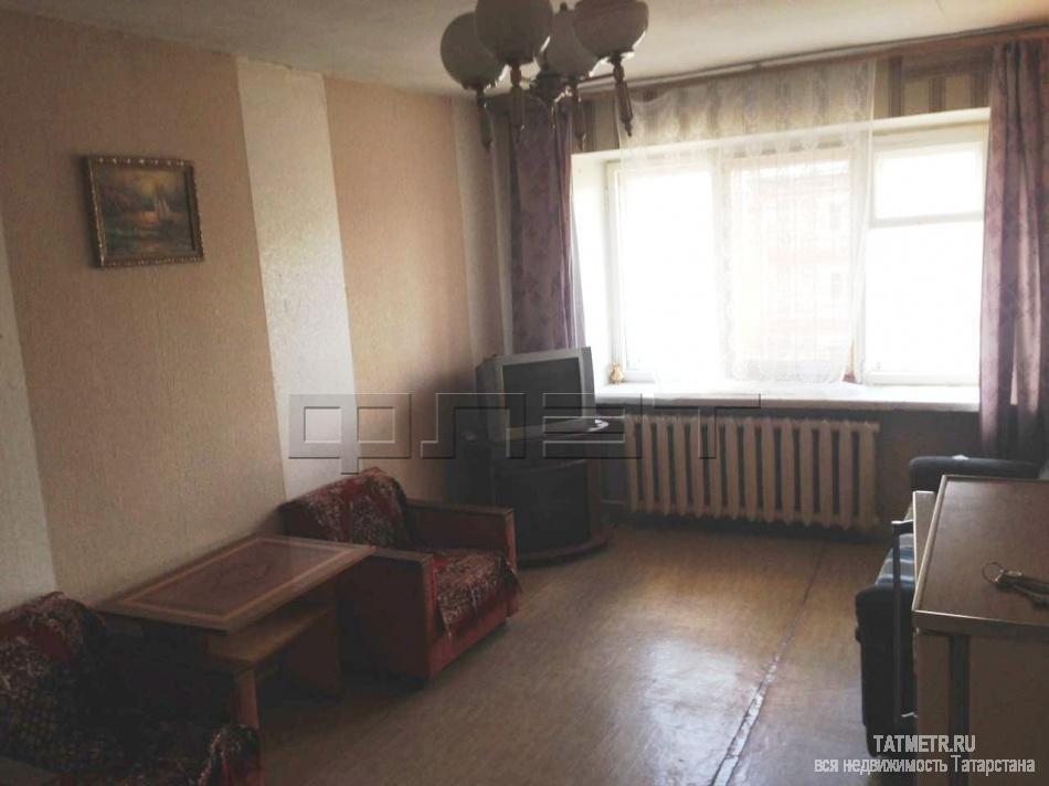 Продажа / Комнаты, Казань, Восстания улица, 868 000 В тихом зелёном месте в окружении новых домов на одной из основных транспортных магистралей Московского района...