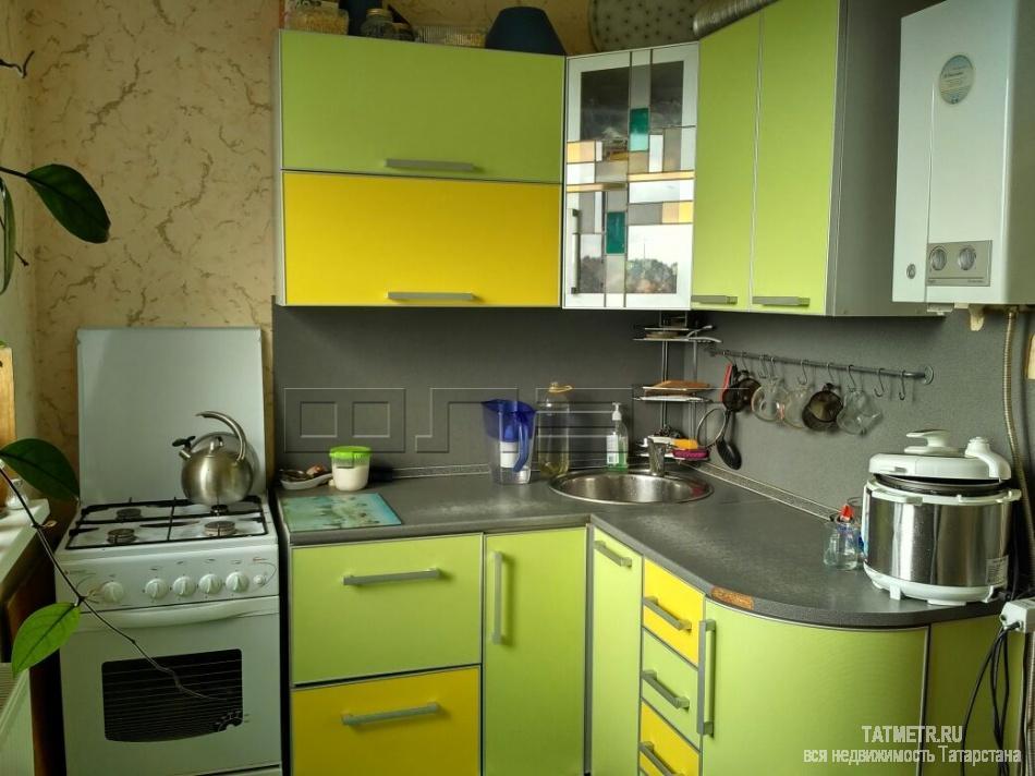 Продажа / Квартиры, Казань, Светлая улица, 2 150 000 Продается 1 комнатная квартира на 5/5 этаже по ул. Светлая 17 Кировского района. Общая площадь квартиры 32 кв/м,...