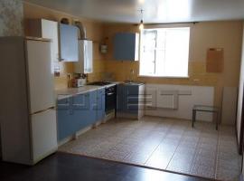Продается 3 комнатная квартира в шикарном, тихом месте Приволжского...