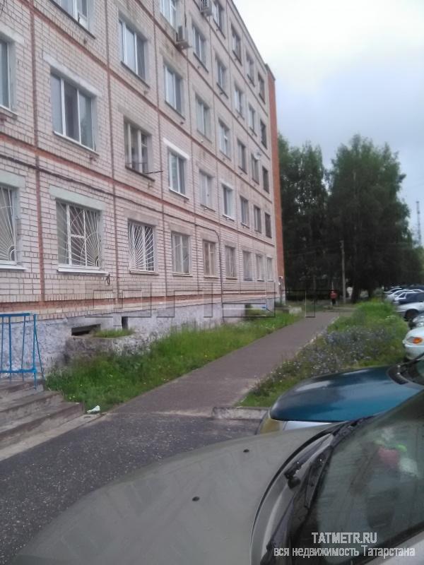 Продажа / Комнаты, Зеленодольск, Комарова улица, 600 000 Зеленодольск, мирный, ул. Комарова, 6а. Продаётся комната в 2-комнатном блоке общежития на 2 этаже. Отличный ремонт,... - 3