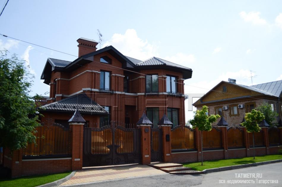 Продажа / Дома и коттеджи, Казань, Заветная улица, 55 000 000 Представляем вашему вниманию роскошный двухэтажный коттедж в элитном поселке Алтан по ул. Заветная. Он продается со... - 1