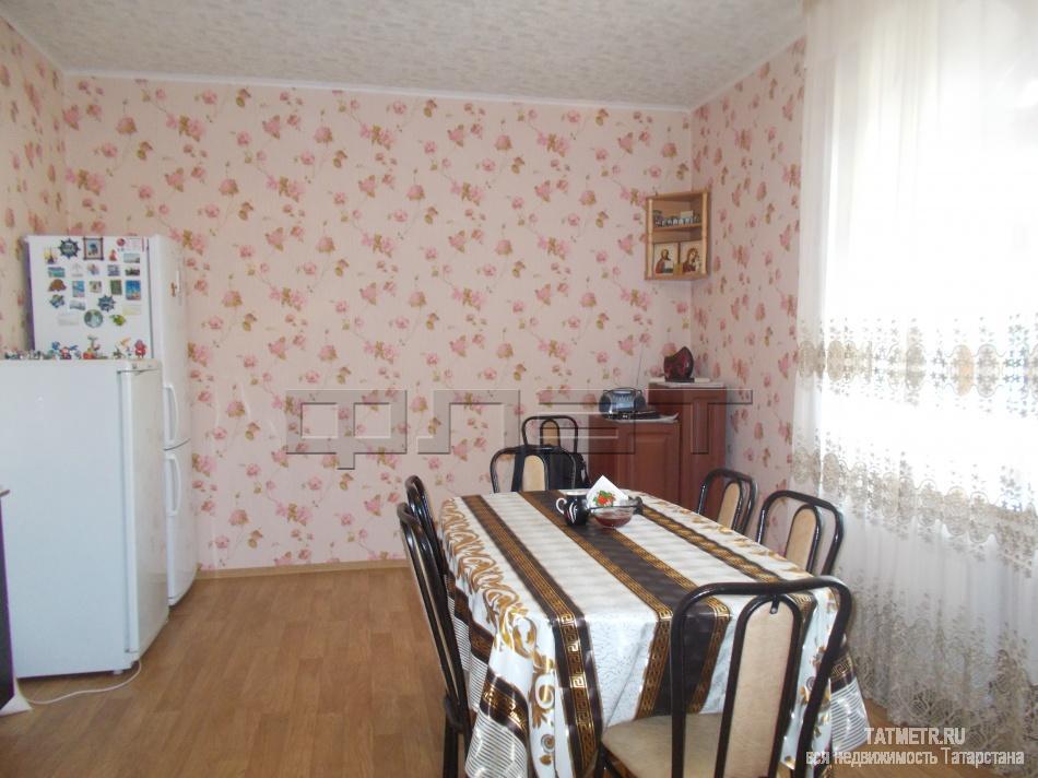 Продажа / Дома и коттеджи, Зеленодольск, Кольцевая улица, 10 000 000 Зеленодольск, мирный, ул. Кольцевая. Продаю в городе Зеленодольске жилой 3-этажный кирпичный дом по улице... - 17