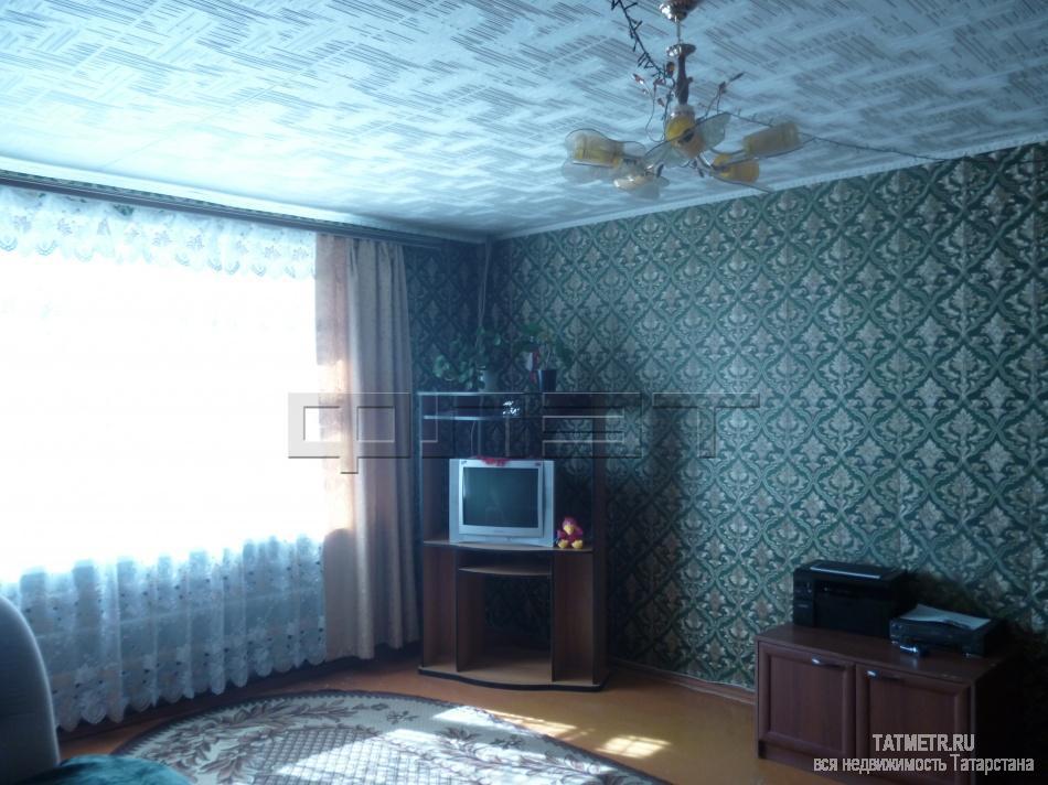 Продажа / Дома и коттеджи, Зеленодольск, Черемуховая улица, 4 500 000 Зеленодольск, Мирный, ул. Черемуховая. Отличный двухэтажный жилой дом на Поле чудес по ул.Черемуховая. Дом очень... - 2