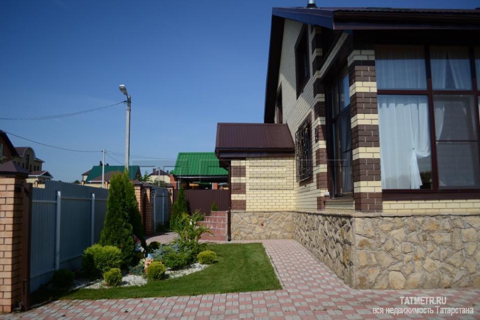 Продажа / Дома и коттеджи, Казань, Оренбургский тракт, 15 000 000 Если Вы обожаете индивидуальность, то это для Вас! Продается шикарный кирпичный коттедж (внутри колированный брус... - 2