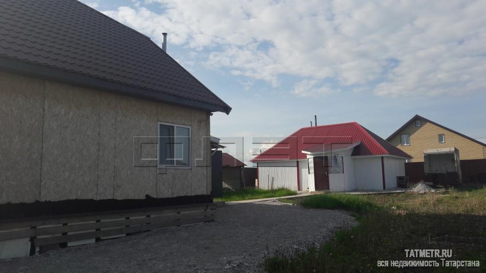 Продажа / Дома и коттеджи, Казань, Оренбургский тракт, 3 600 000 Пос.Куюки, 5 км от города. Жилой, двухэтажный дом общей площадью 132 кв.м., на 6.5 сотках плодородной земли. Дом...
