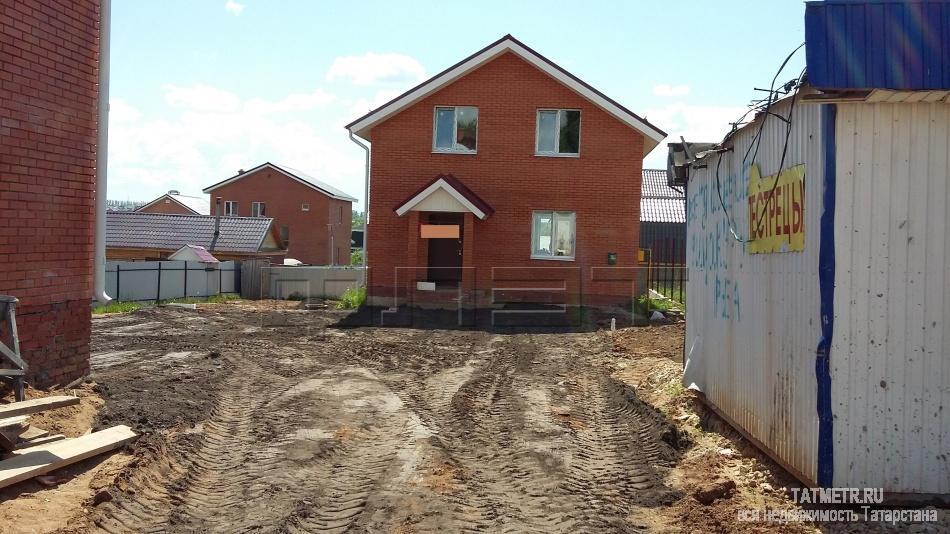 Продажа / Дома и коттеджи, Казань, Красивая улица (Салмачи), 3 750 000 Продаю 2-х этажный коттедж, общей площадью 122 кв.м на участке 5 соток земли в посёлке Салмачи. Хороший проект,...