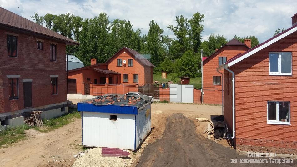 Продажа / Дома и коттеджи, Казань, Красивая улица (Салмачи), 3 750 000 Продаю 2-х этажный коттедж, общей площадью 122 кв.м на участке 5 соток земли в посёлке Салмачи. Хороший проект,... - 1