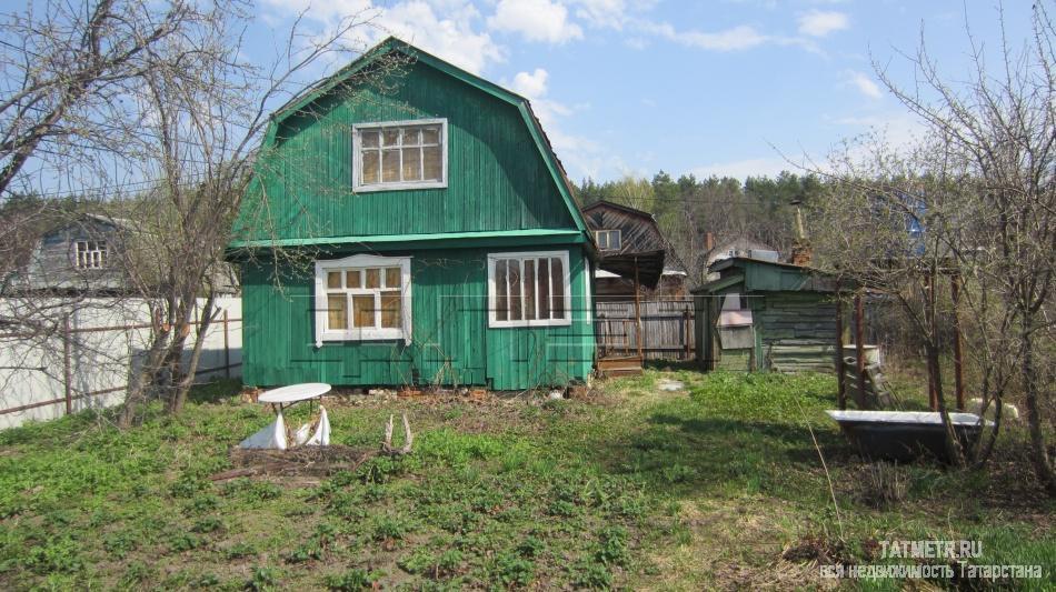 Продажа / Дачи, Казань, Залесная улица, 450 000 Казань, с\о « Заря » станция 771 км. Продается дачный участок 4.5 сот. с двухэтажным домом 50 кв.м. ( первый этаж... - 1