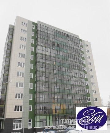 Продажа / Квартиры, Казань, Максимова улица, 2 200 000 Хорошая планировка: квартира — 29 кв.м, просторный холл (7,50 кв.м), гостиная совмещенная с кухней (19 кв.м), лоджия...