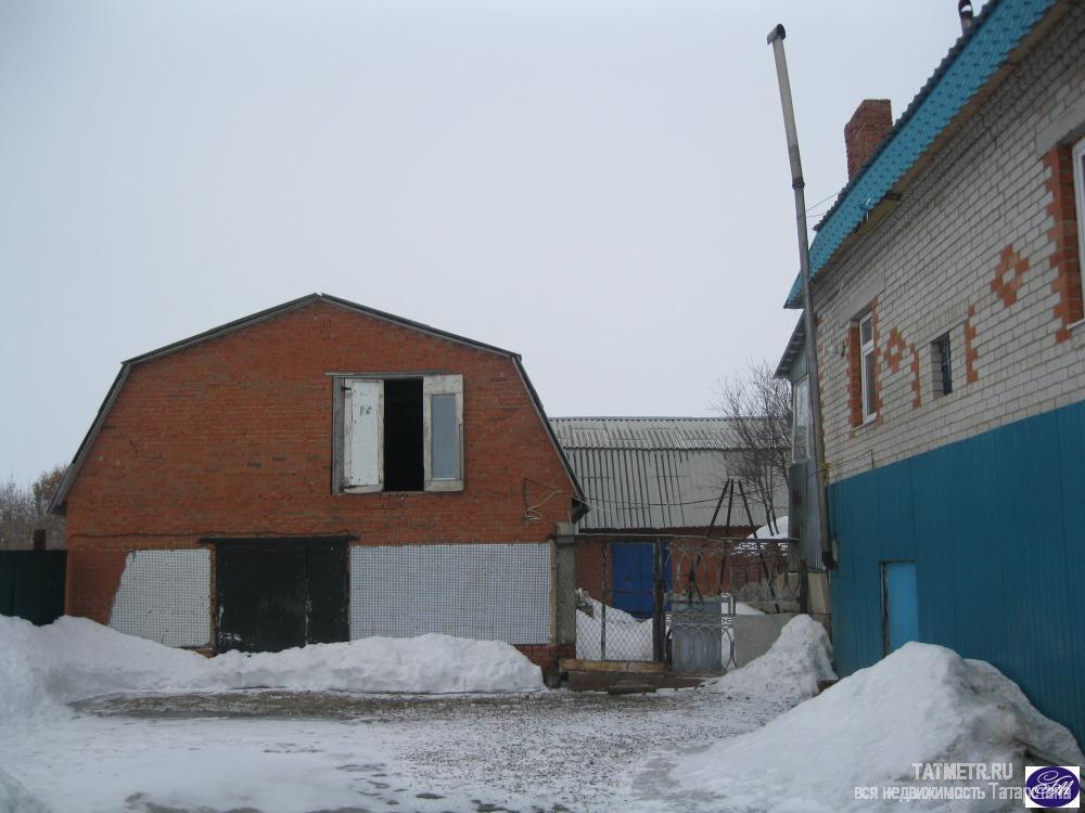Продажа / Дома и коттеджи, Новошешминск, Шмидта улица, 2 700 000 Чистая продажа, документы готовы, можно заехать и жить , участок 32 сотки , плюс пасека 3 сотки, гаража, гостевой... - 20