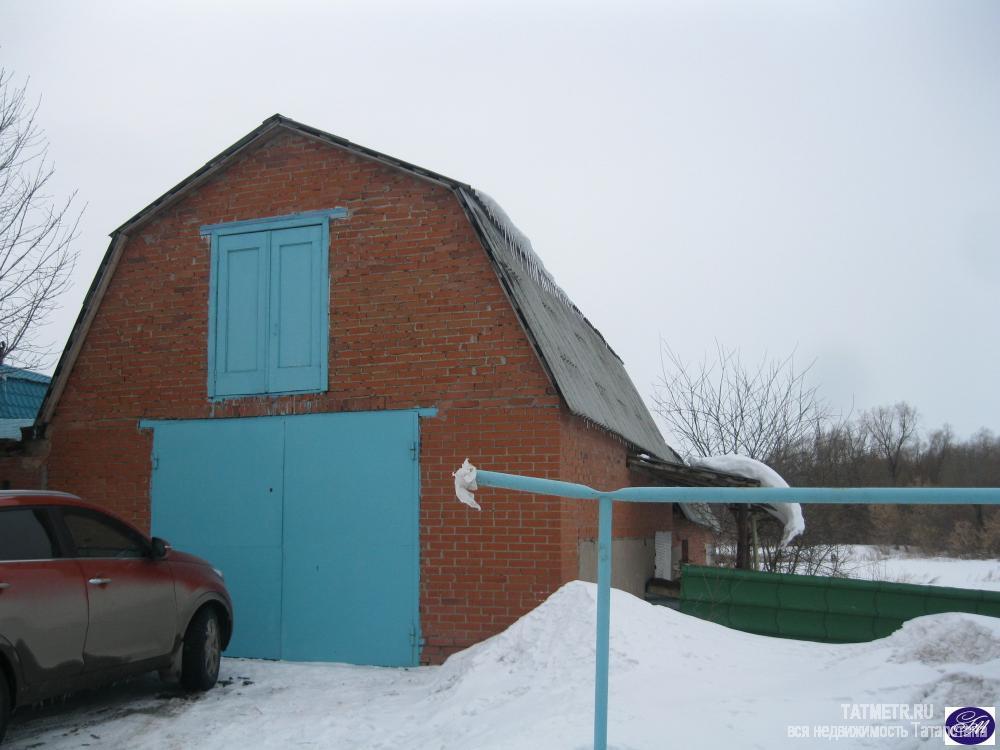 Продажа / Дома и коттеджи, Новошешминск, Шмидта улица, 2 700 000 Чистая продажа, документы готовы, можно заехать и жить , участок 32 сотки , плюс пасека 3 сотки, гаража, гостевой... - 26