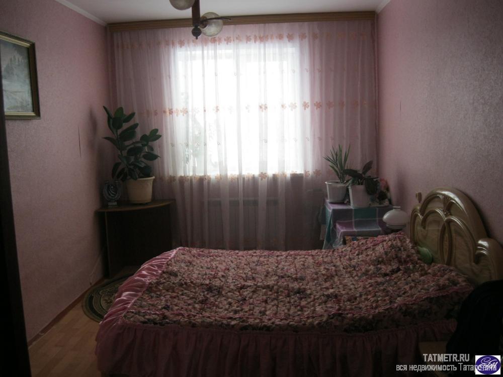 Продажа / Дома и коттеджи, Новошешминск, Шмидта улица, 2 700 000 Чистая продажа, документы готовы, можно заехать и жить , участок 32 сотки , плюс пасека 3 сотки, гаража, гостевой... - 8