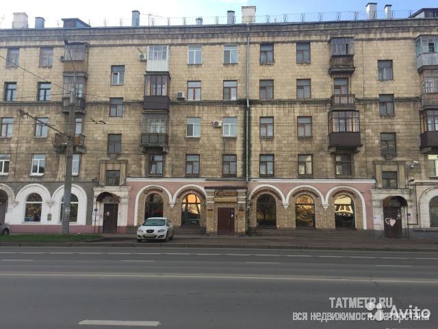 Коммерческая / Аренда / Офисы, Казань, Восстания улица, 215 305 Предлагается в аренду помещение свободного назначения, на первой линии. Общей площадью 253.3 кв.м. по адресу:...