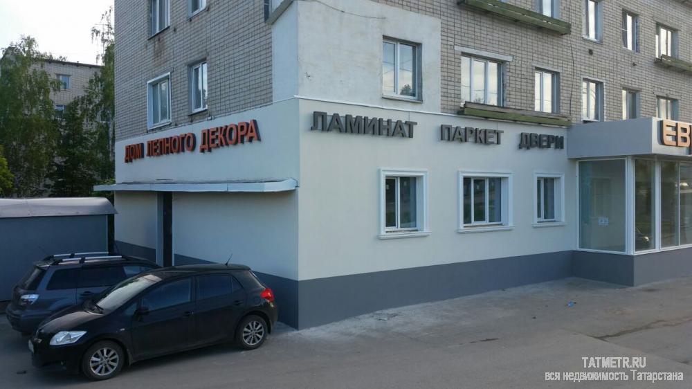 Коммерческая / Продажа / Офисы, Казань, Аделя Кутуя улица, 75 400 000 Продается торгово-офисное помещение по улице: Аделя Кутуя Общая плошадь- 1450м2. Правое крыло 351м2 1-ая линия с... - 3