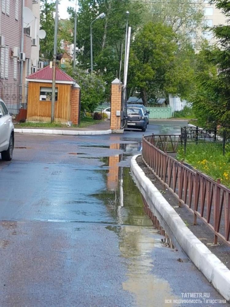 Продажа / Квартиры, Казань, Туфана Миннуллина улица, 9 999 999 Продаю 4-комнатная квартиру улучшенной планировки в самом центре города, в кирпичном доме повышенной комфортности.... - 2
