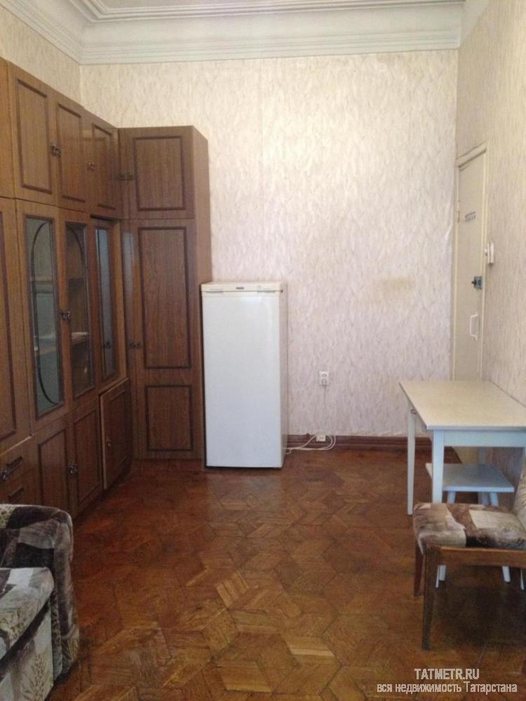Продажа / Комнаты, Казань, Карла Маркса улица, 1 200 000 Вахитовский район. Продается прекрасная комната в самом центре города Казани! Пятикомнатная квартира проект... - 2