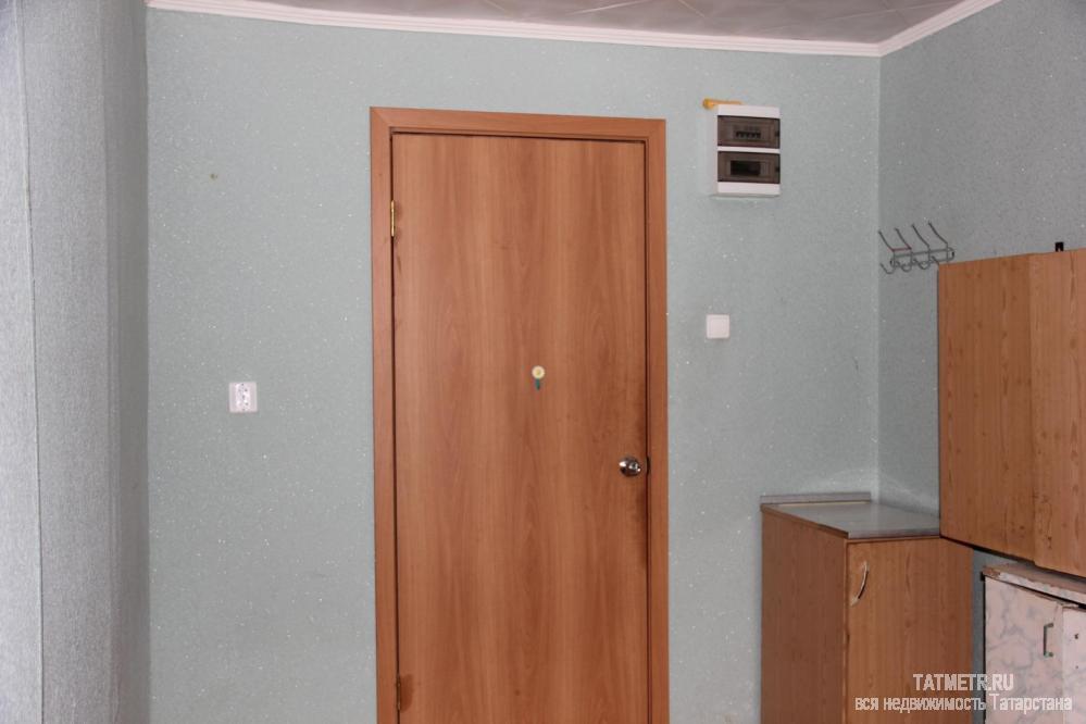 Продажа / Комнаты, Казань, Академика Губкина улица, 660 000 Продается уютная комната в хорошо развитом месте Советского района. Общая площадь комнаты 9,8 кв.м. Комната... - 3