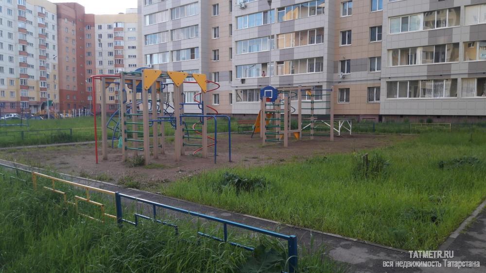 Продажа / Квартиры, Осиново, Гайсина улица, 2 090 000 Осиново, жилой комплекс Радужный, улица Гайсина 9, 1 комн., общ. пл. 42 кв.м., жил.пл. 15 кв.м., комнаты 15, кухня 9...
