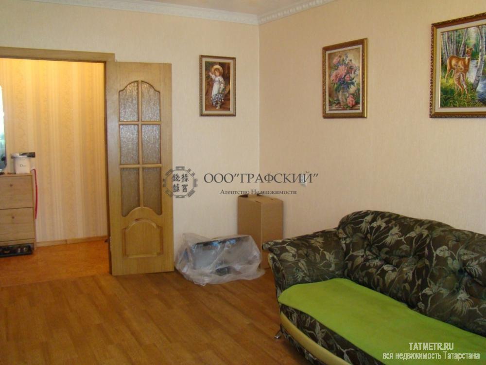 Продажа / Квартиры, Казань, Халезова улица, 3 700 000 Продаем 3-х комнатную квартиру в п. Дербышки на высоком первом этаже 10-ти этажного дома. Квартира чистая и светлая,... - 3